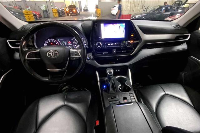 used 2023 Toyota Highlander car, priced at $34,988