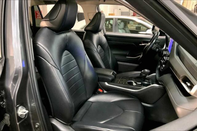 used 2023 Toyota Highlander car, priced at $34,988