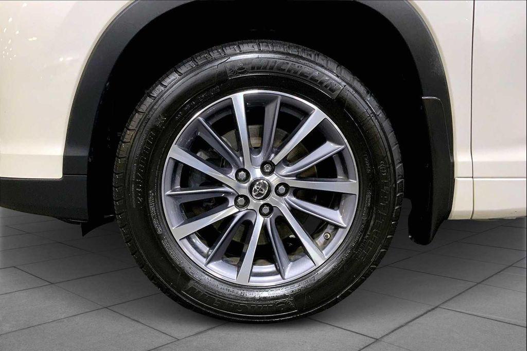 used 2017 Toyota Highlander car, priced at $23,577