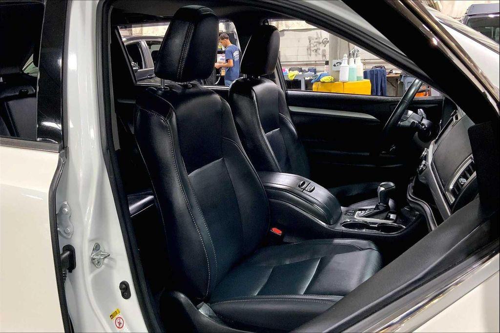 used 2017 Toyota Highlander car, priced at $23,577