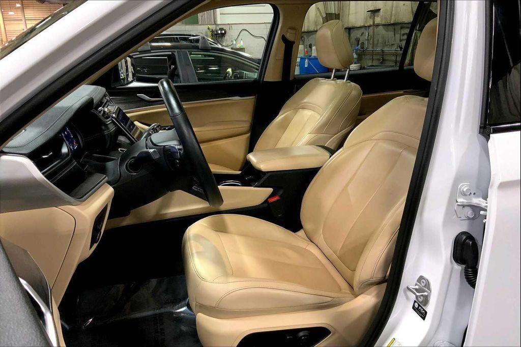 used 2021 Jeep Grand Cherokee L car, priced at $27,447
