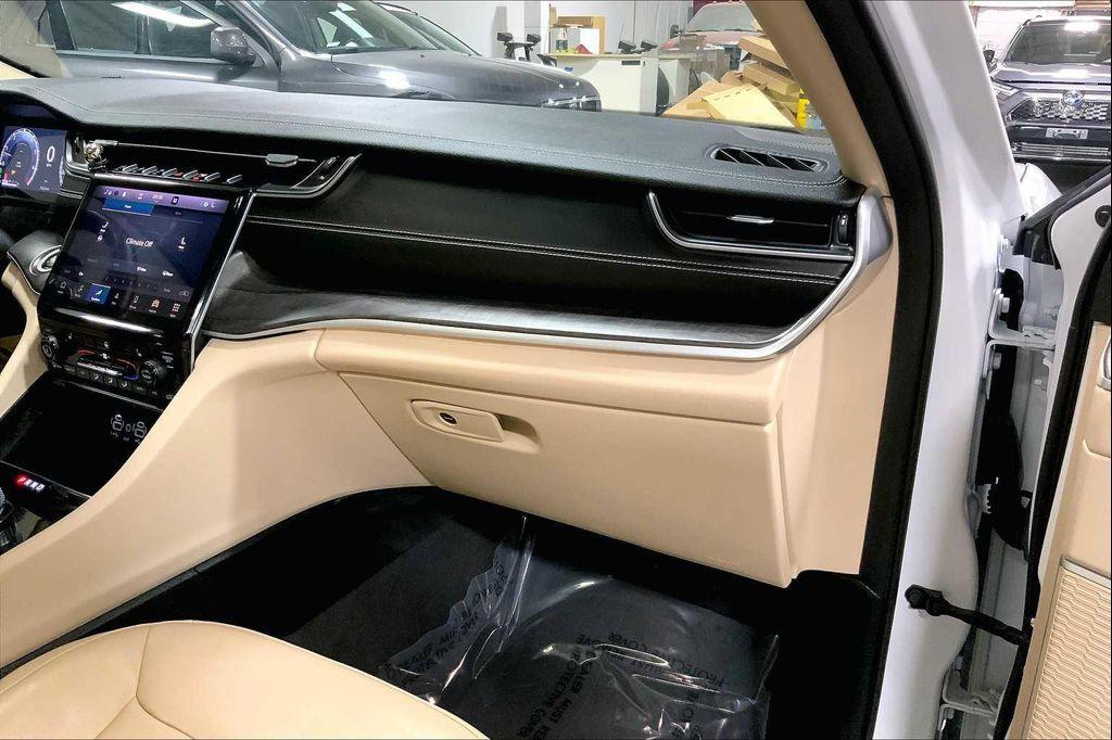 used 2021 Jeep Grand Cherokee L car, priced at $27,447