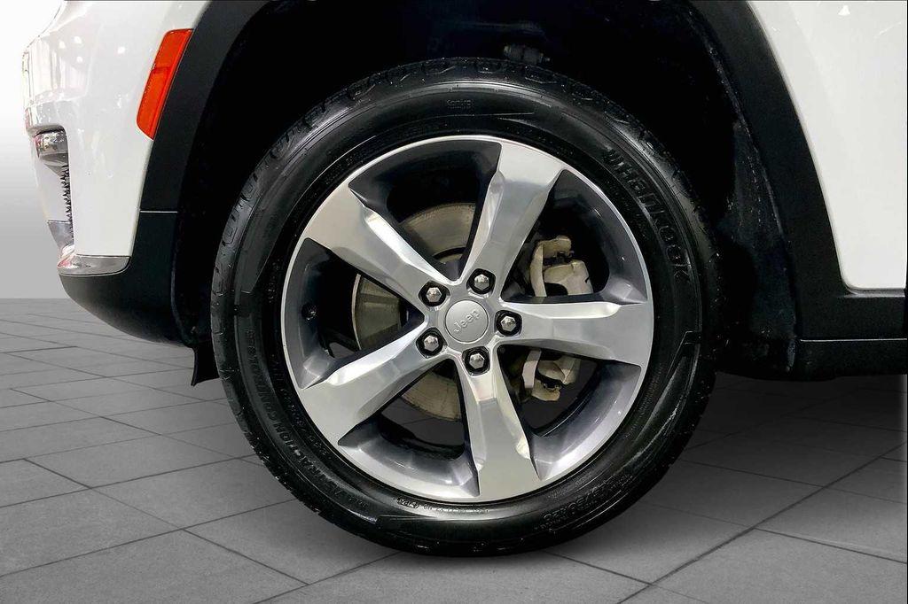 used 2021 Jeep Grand Cherokee L car, priced at $27,447