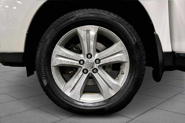 used 2012 Toyota Highlander car, priced at $15,187