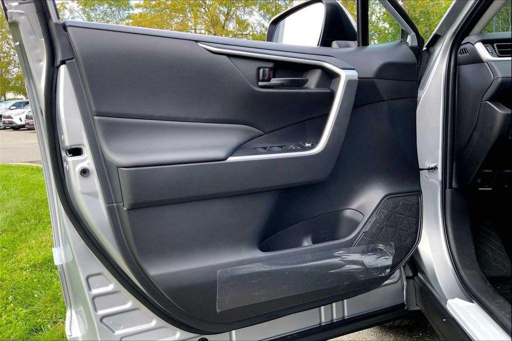 new 2025 Toyota RAV4 car, priced at $32,752