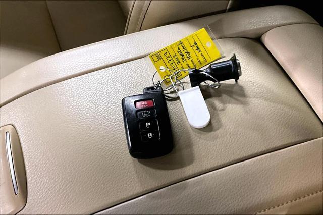 used 2017 Toyota Highlander car, priced at $22,013