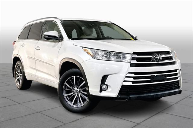 used 2017 Toyota Highlander car, priced at $22,013