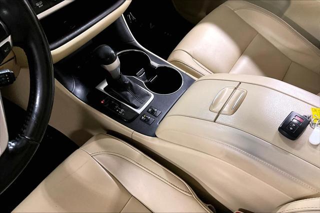 used 2017 Toyota Highlander car, priced at $22,013