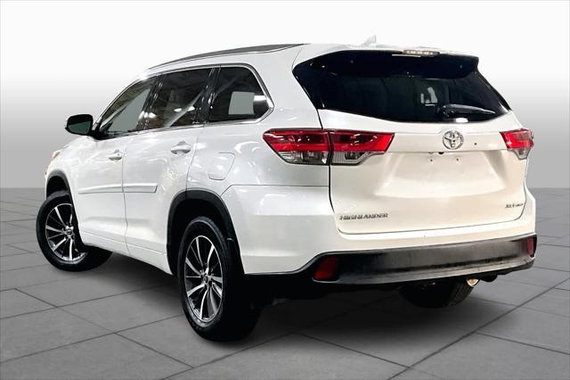 used 2017 Toyota Highlander car, priced at $22,013