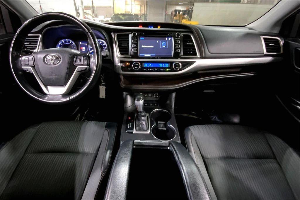 used 2019 Toyota Highlander car, priced at $23,447