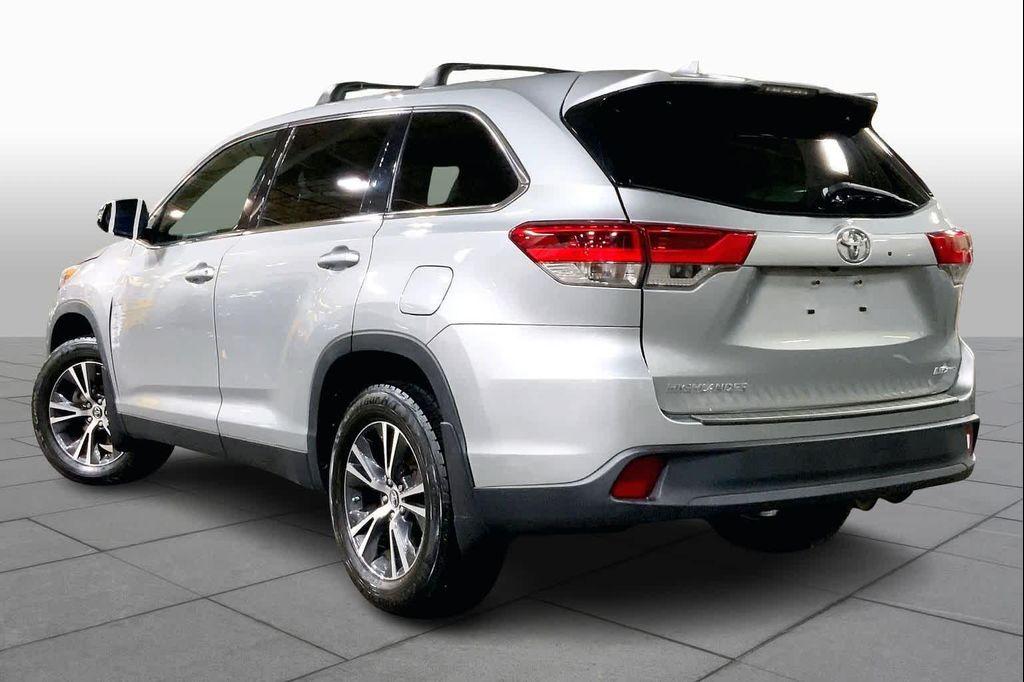 used 2019 Toyota Highlander car, priced at $23,447