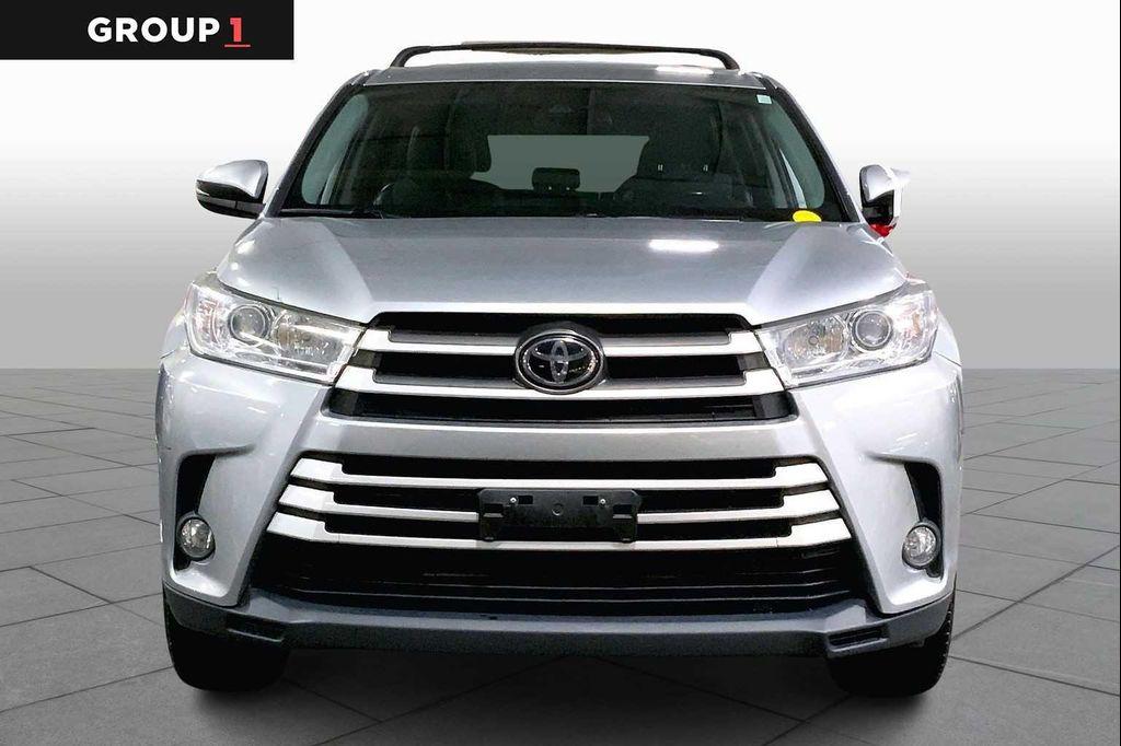 used 2019 Toyota Highlander car, priced at $23,447