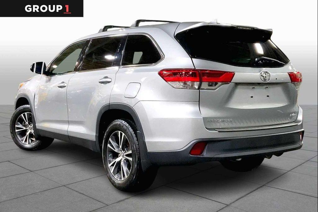 used 2019 Toyota Highlander car, priced at $23,447