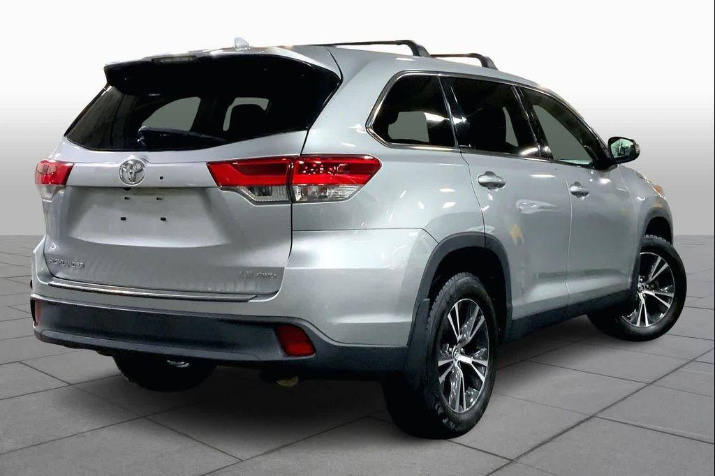 used 2019 Toyota Highlander car, priced at $23,447