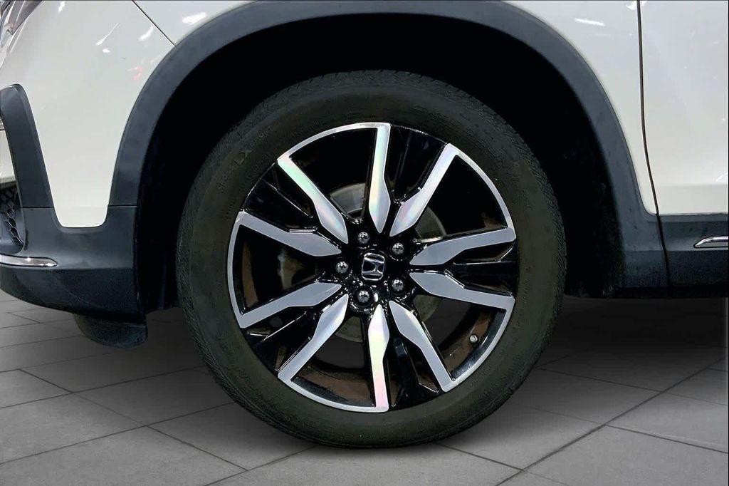 used 2019 Honda Pilot car, priced at $26,997