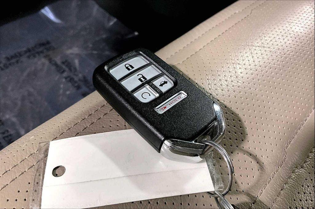 used 2018 Honda CR-V car, priced at $22,625