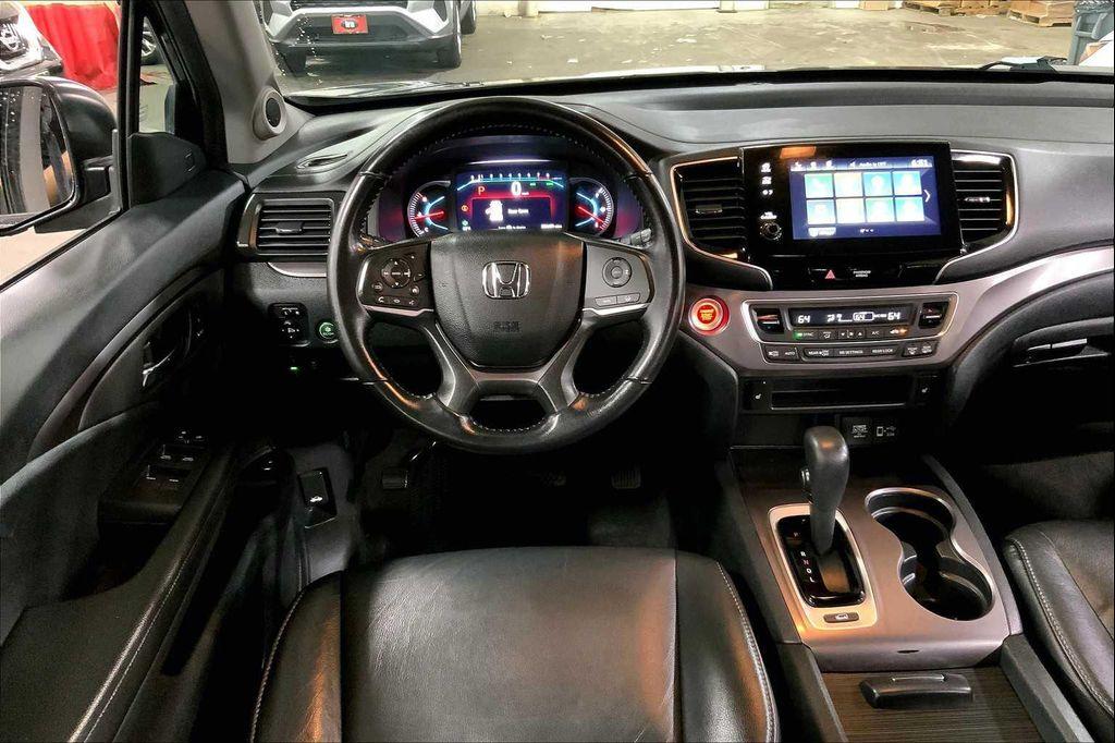 used 2020 Honda Pilot car, priced at $24,997