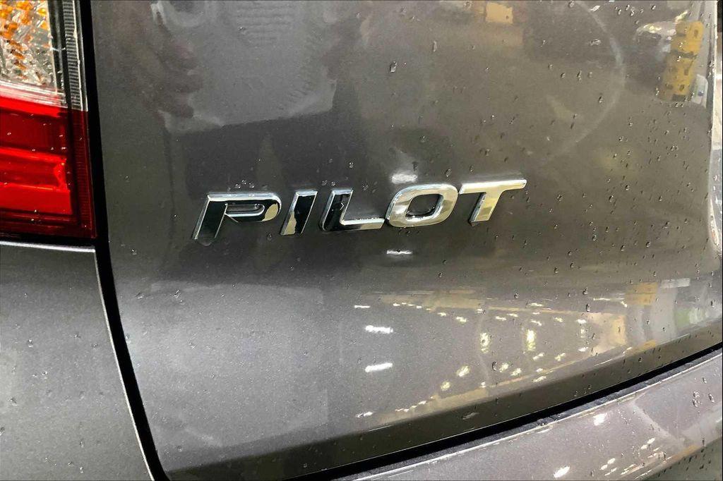 used 2020 Honda Pilot car, priced at $24,997