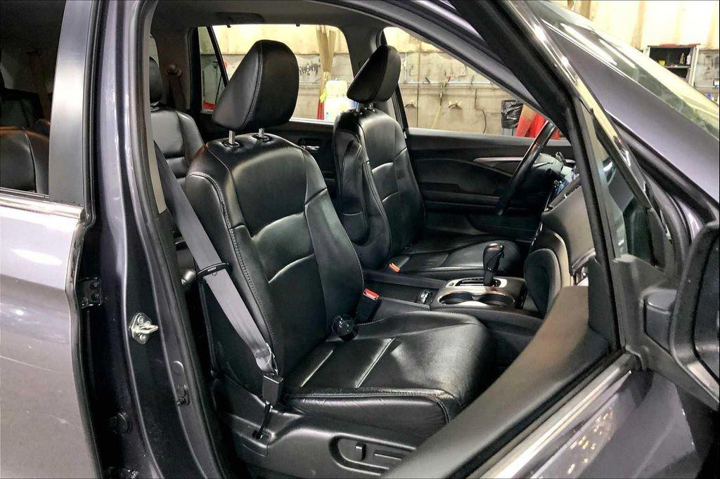 used 2020 Honda Pilot car, priced at $24,997