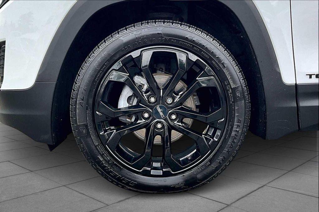 used 2020 GMC Terrain car, priced at $17,997