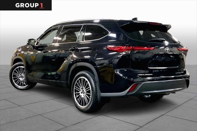 used 2022 Toyota Highlander car, priced at $39,447