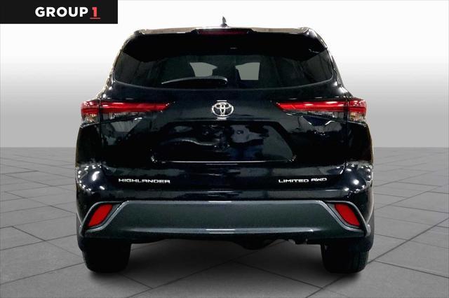 used 2022 Toyota Highlander car, priced at $39,447