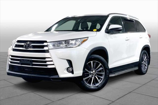 used 2019 Toyota Highlander car, priced at $26,997