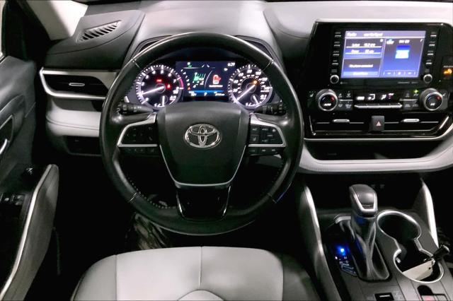 used 2021 Toyota Highlander car, priced at $35,715