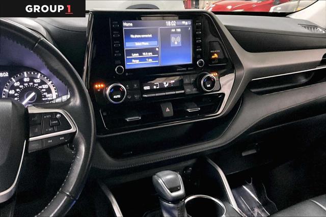 used 2022 Toyota Highlander car, priced at $35,457