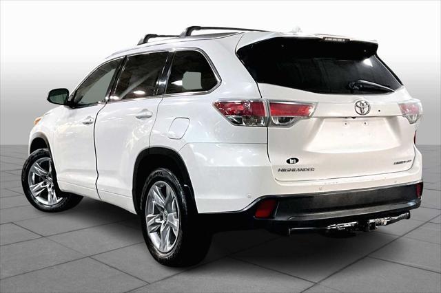 used 2015 Toyota Highlander car, priced at $20,997