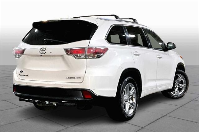 used 2015 Toyota Highlander car, priced at $20,997