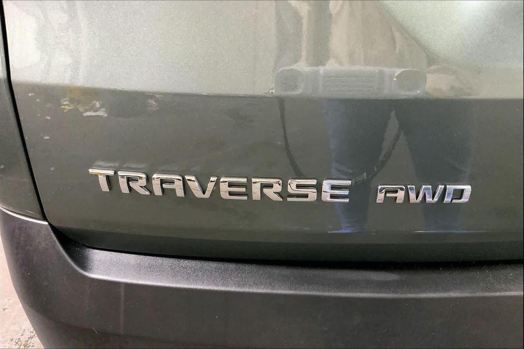 used 2023 Chevrolet Traverse car, priced at $30,000
