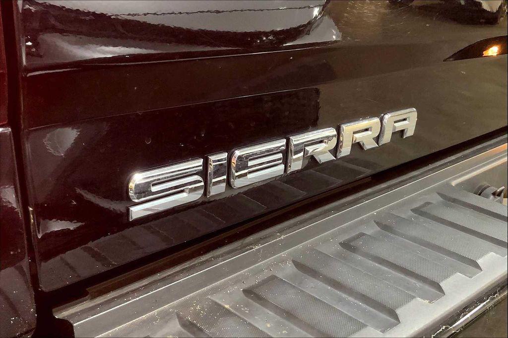 used 2018 GMC Sierra 1500 car, priced at $26,997