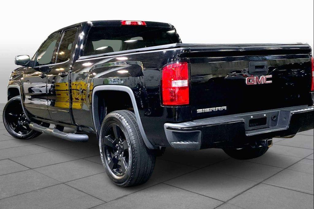 used 2018 GMC Sierra 1500 car, priced at $26,997