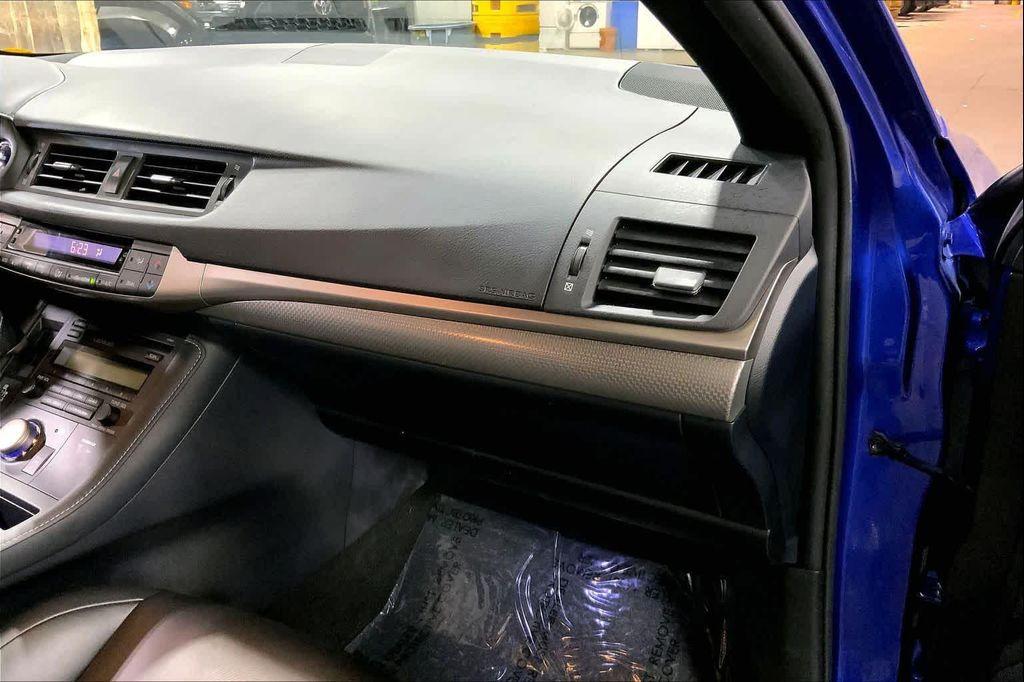 used 2016 Lexus CT 200h car, priced at $14,997