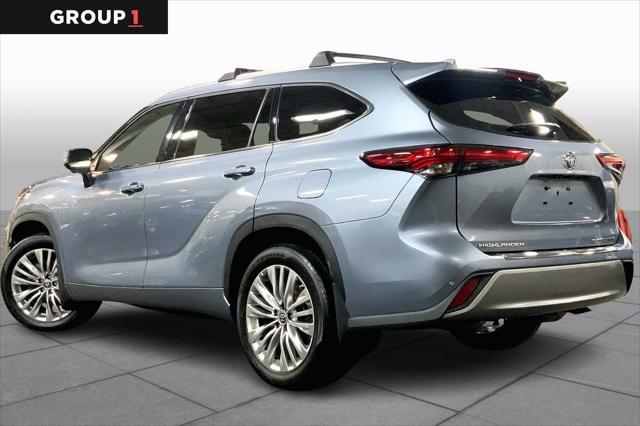 used 2023 Toyota Highlander car, priced at $49,997
