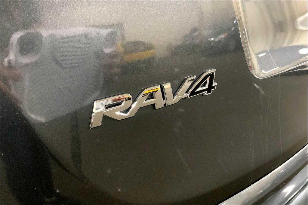 used 2018 Toyota RAV4 Hybrid car, priced at $18,447