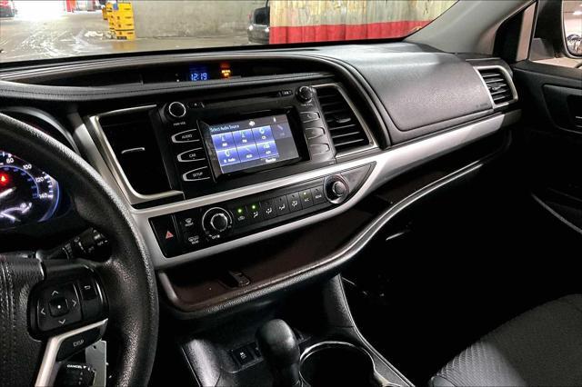 used 2015 Toyota Highlander car, priced at $18,497