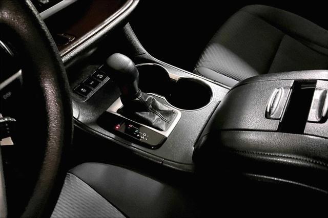 used 2015 Toyota Highlander car, priced at $18,497