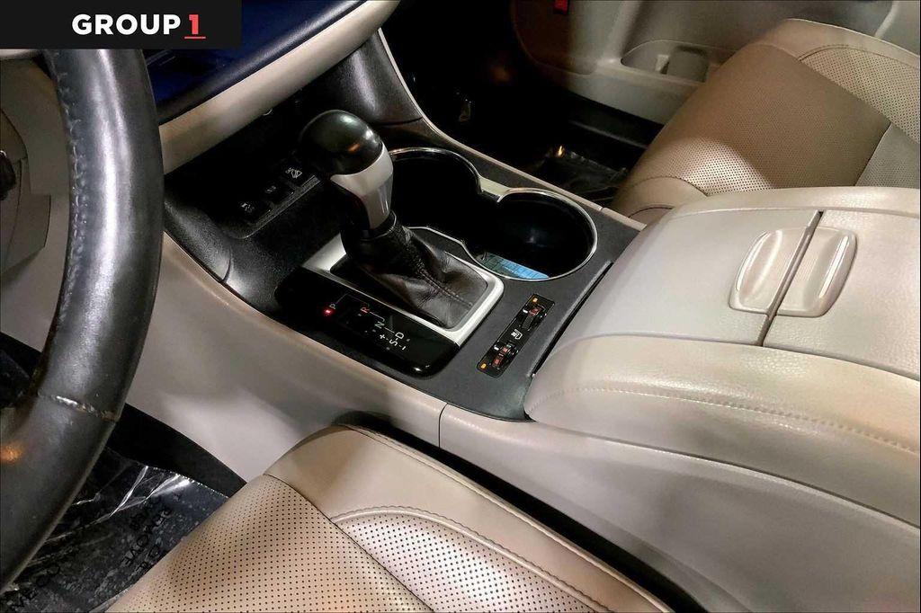 used 2016 Toyota Highlander car, priced at $21,499