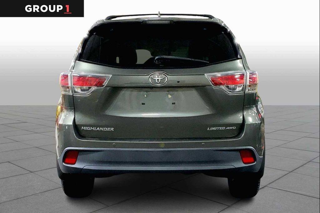 used 2016 Toyota Highlander car, priced at $21,499