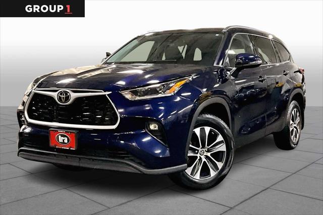 used 2021 Toyota Highlander car, priced at $38,377
