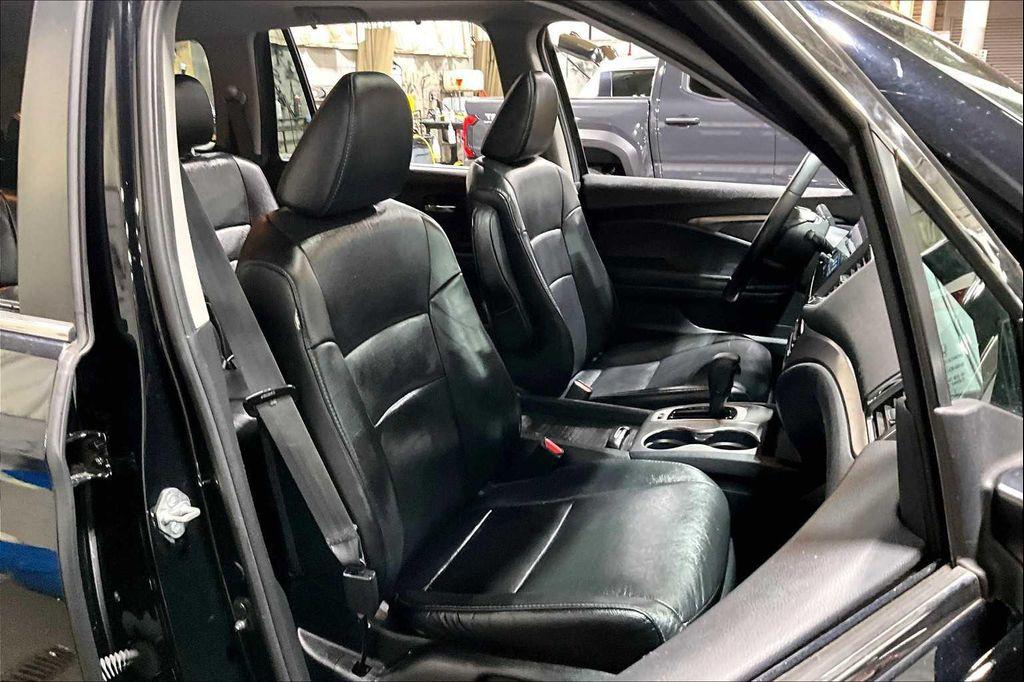 used 2019 Honda Pilot car, priced at $18,995