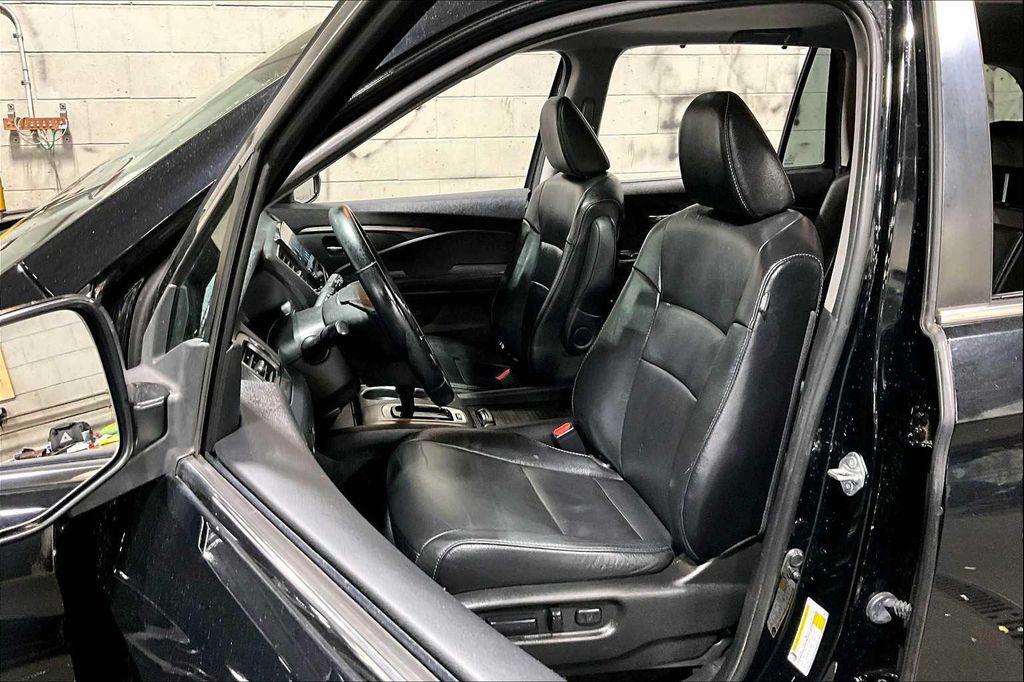 used 2019 Honda Pilot car, priced at $18,995