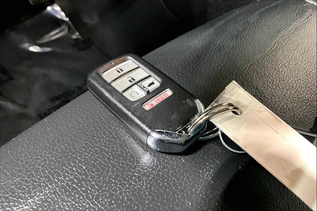 used 2019 Honda Pilot car, priced at $18,995