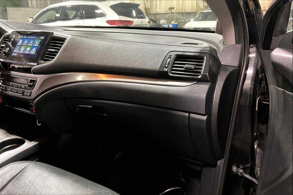 used 2019 Honda Pilot car, priced at $18,995