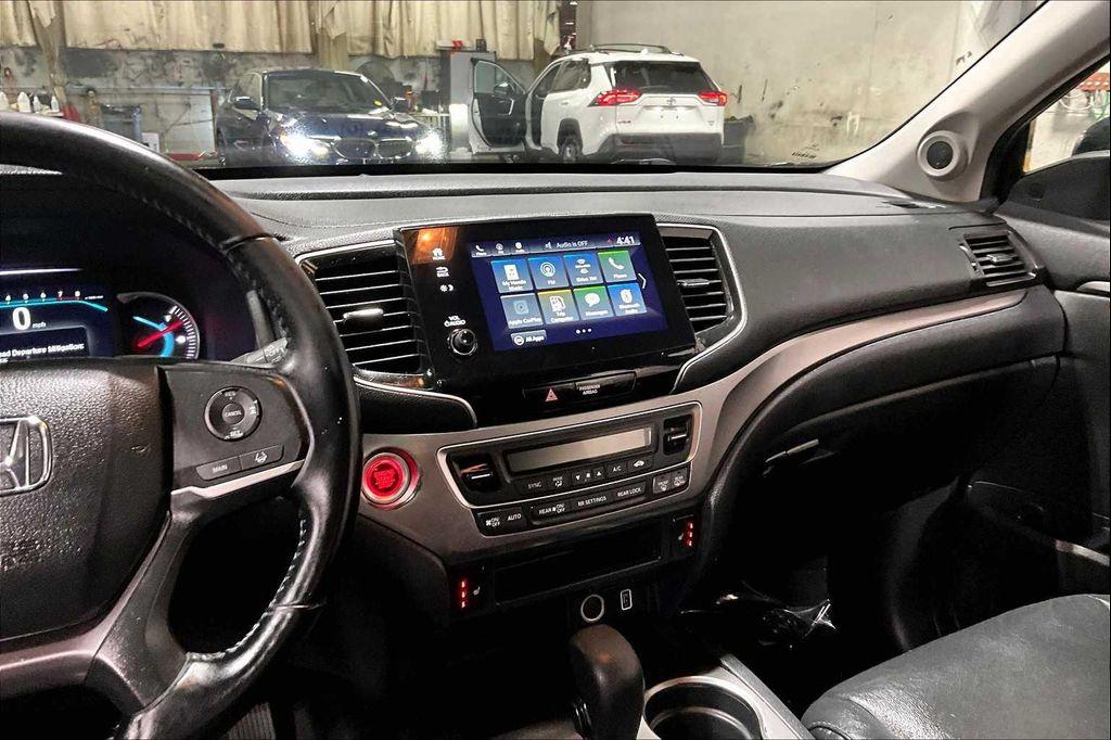 used 2019 Honda Pilot car, priced at $18,995