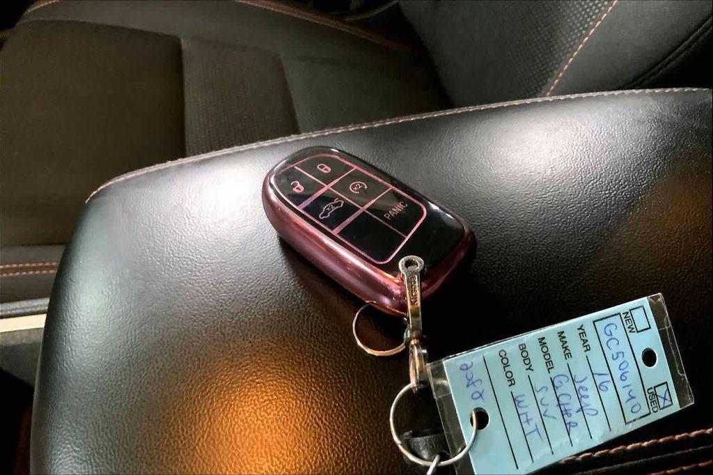 used 2016 Jeep Grand Cherokee car, priced at $15,587