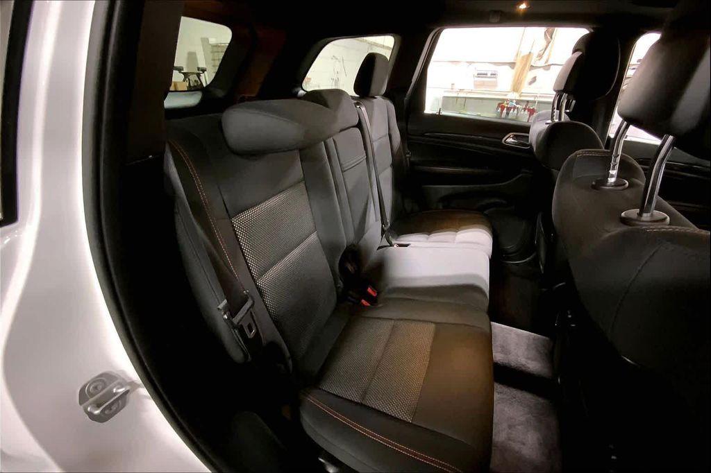 used 2016 Jeep Grand Cherokee car, priced at $15,587