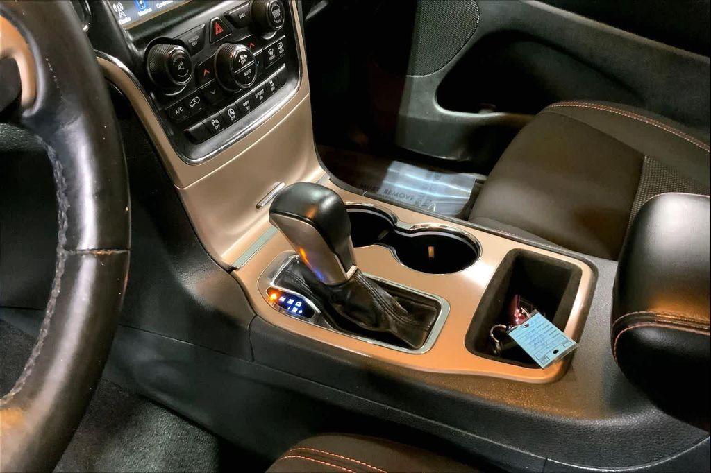 used 2016 Jeep Grand Cherokee car, priced at $15,587